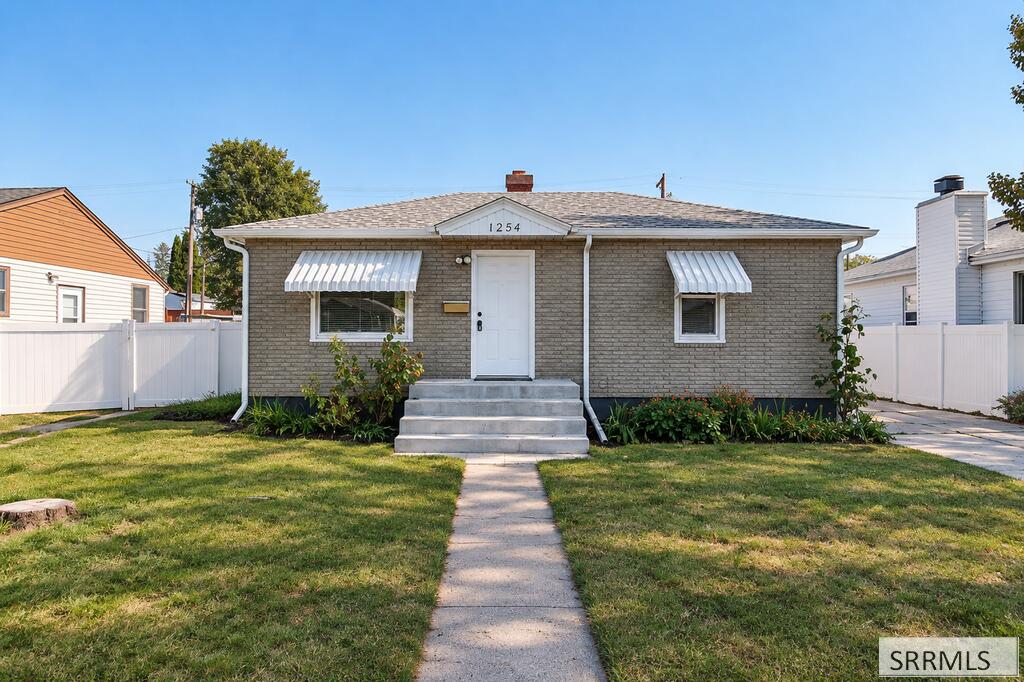 1254 Bannock Avenue