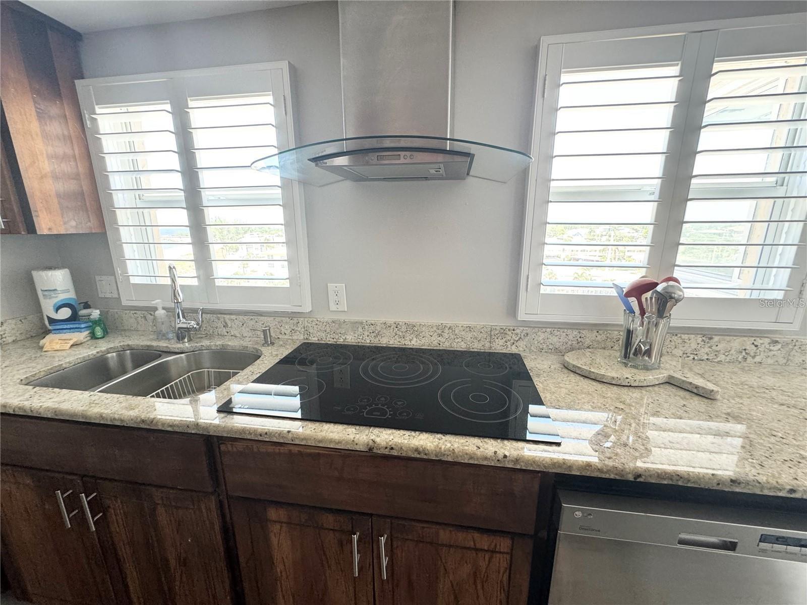 1255 Tarpon Center Drive 612
