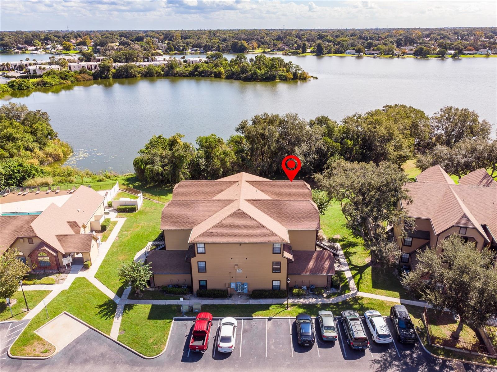345 Lakepointe Drive 302
