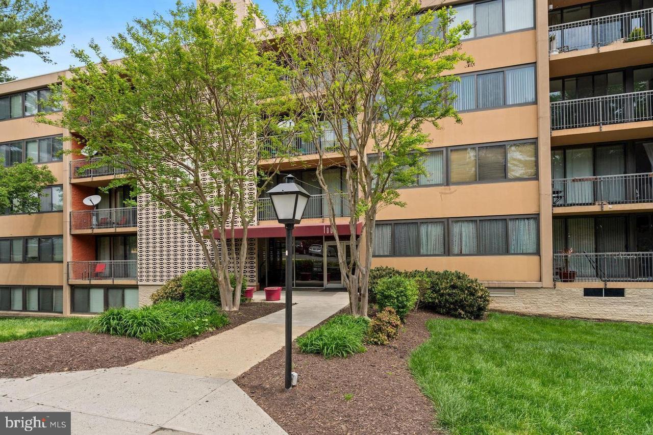 This bright and spacious home is packed with upgrades, including: newly tiled bathrooms, modern kitchen cabinetry, granite countertops, stainless steel appliances, upgraded flooring throughout, stylish light fixtures, and refreshed outlets. Enjoy a wall of windows in the living room and step through the sliding glass door onto a private concrete patio with views of mature trees and direct access to lush green space.Live the resort lifestyle with community amenities such as a swimming pool, tennis and basketball courts, party room, fitness center, and more. All utilities included except electricity—hot water, heat, and gas cooking are covered.