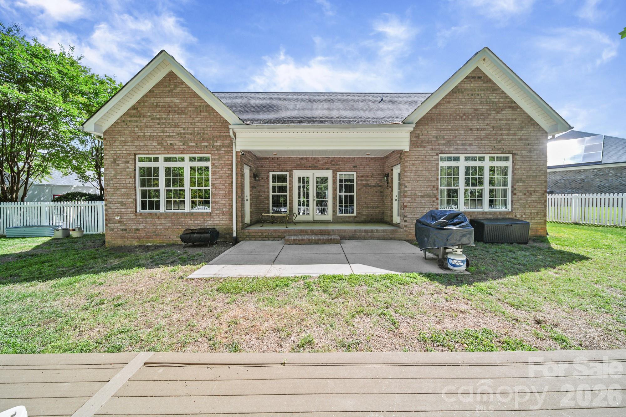 234 Lagoda Drive
