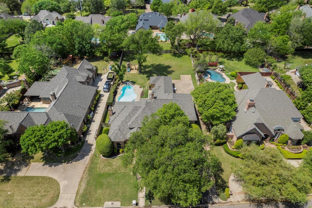 4700 Green Oaks Drive