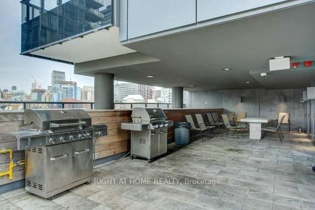 295 W Adelaide St 3802