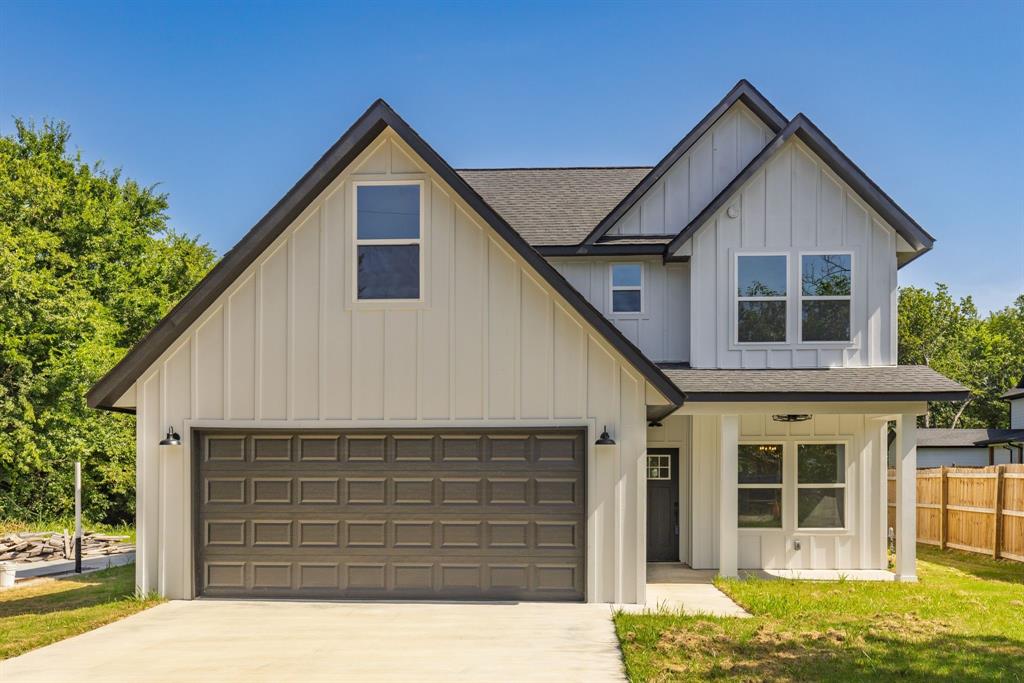 749 E Marshall Avenue