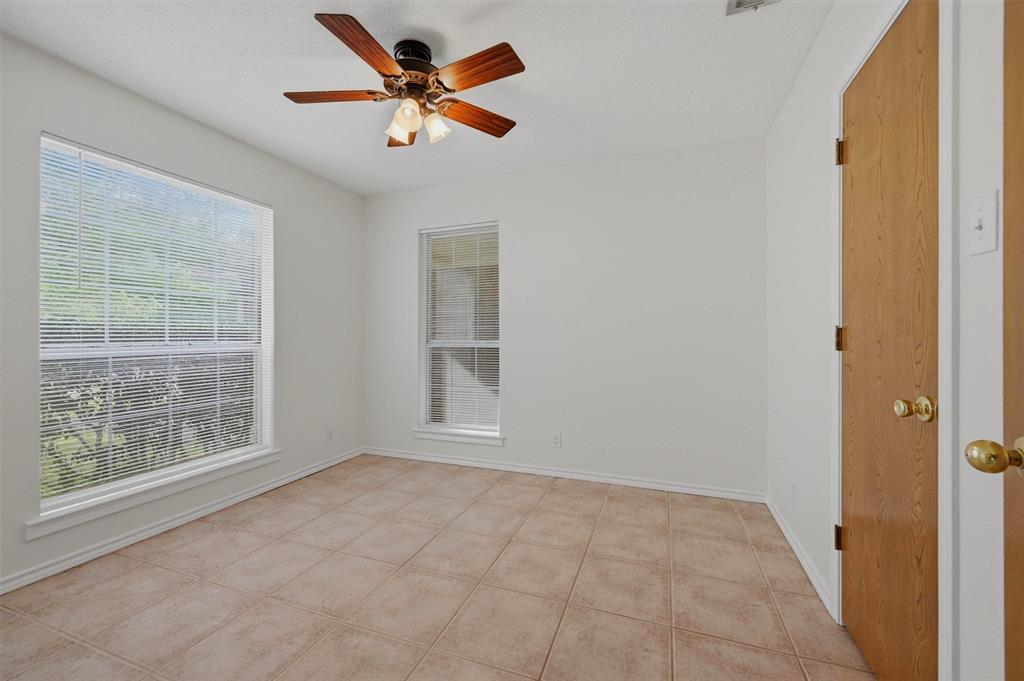 742 S Valentine Drive
