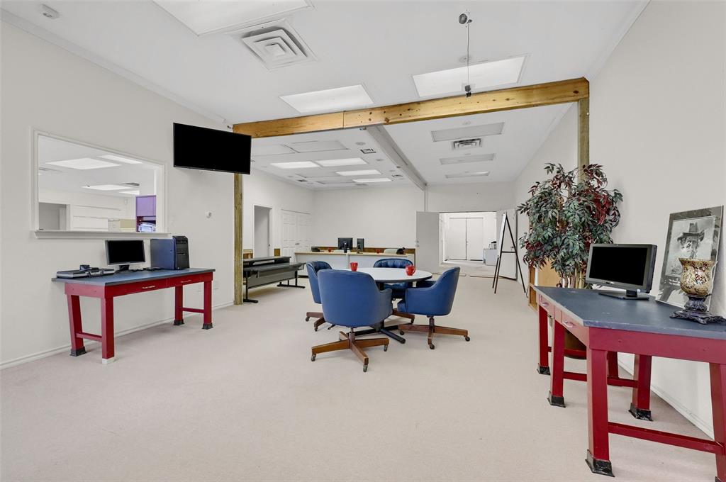 18987 W Us Highway 82