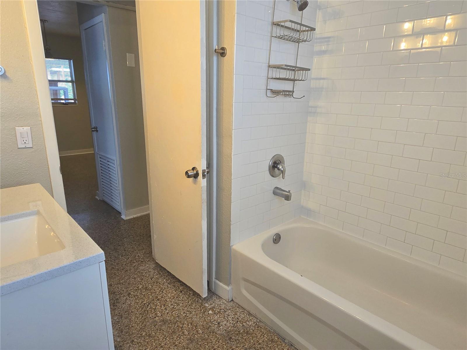 3421 W Abdella Street