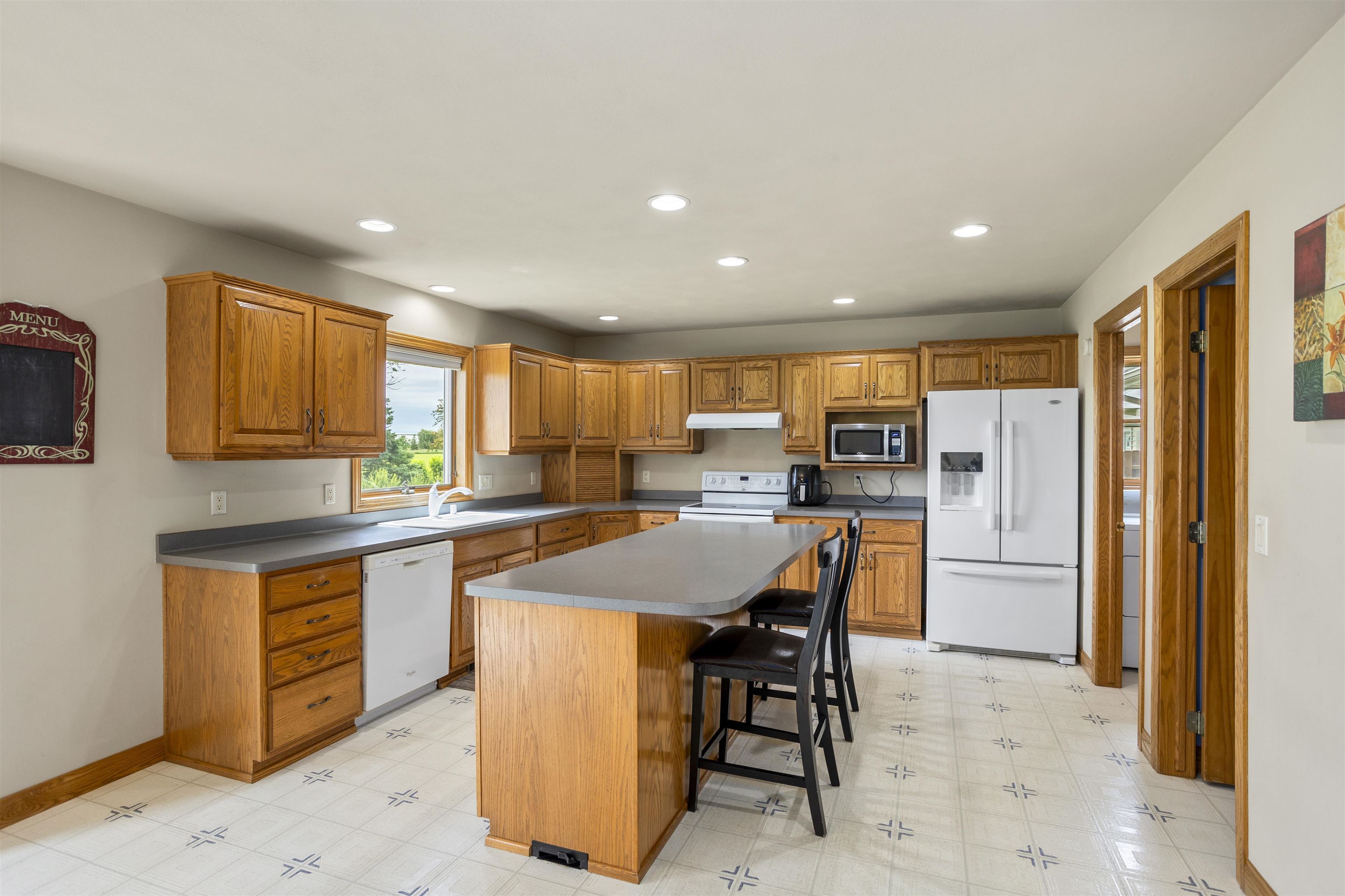 1501 E WYNDMERE Drive