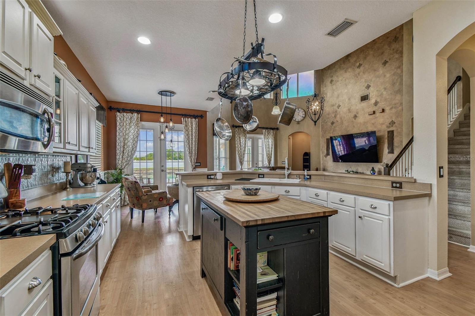 5014 Torrey Hills Lane