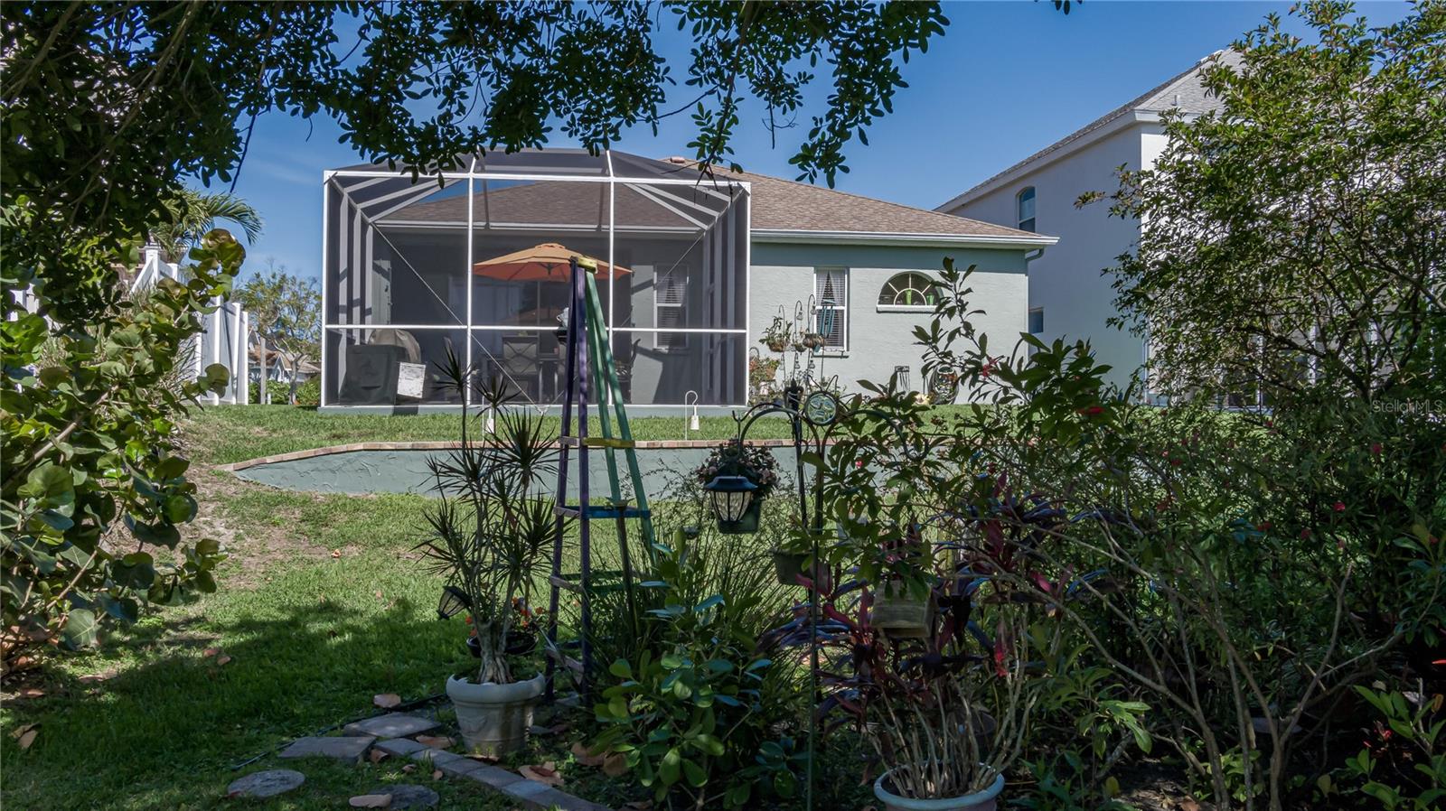 6101 Laurel Creek Trail