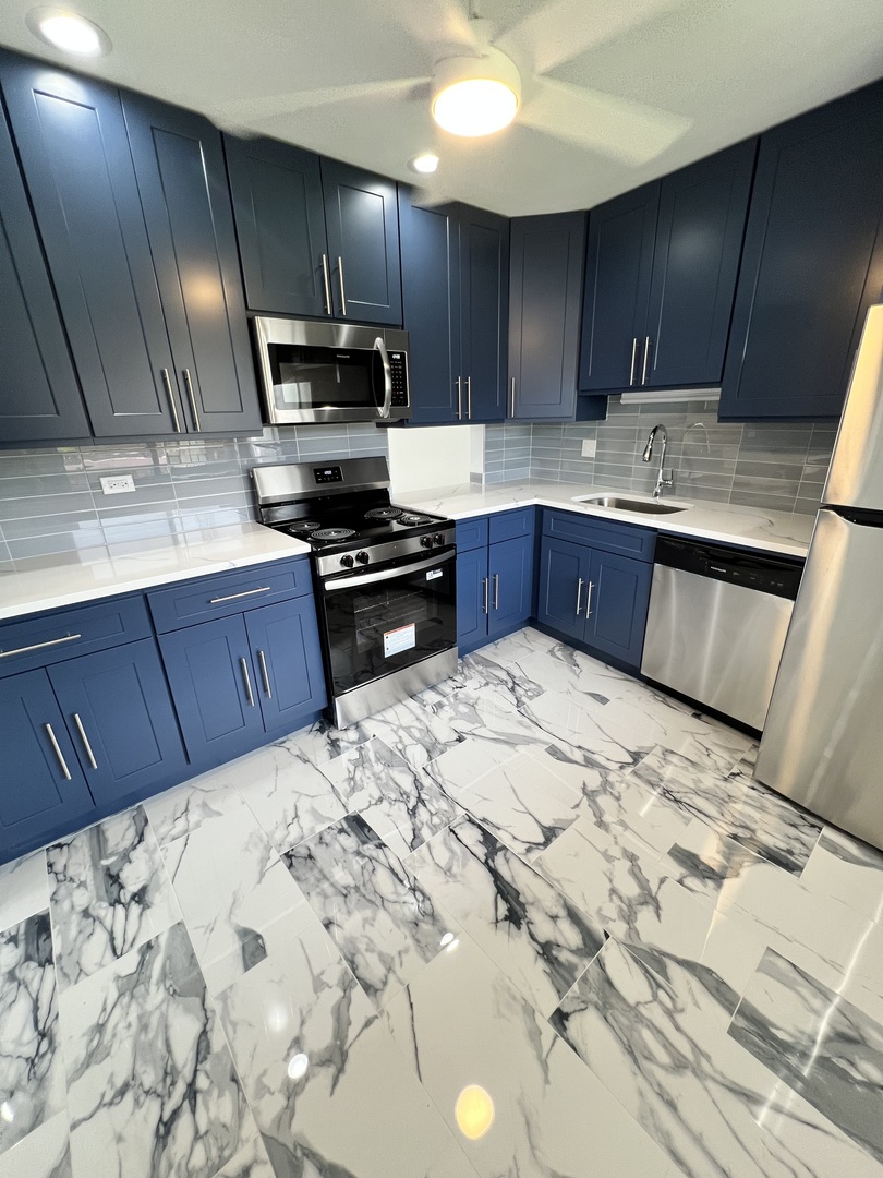 2303 Holiday Terrace Court 41