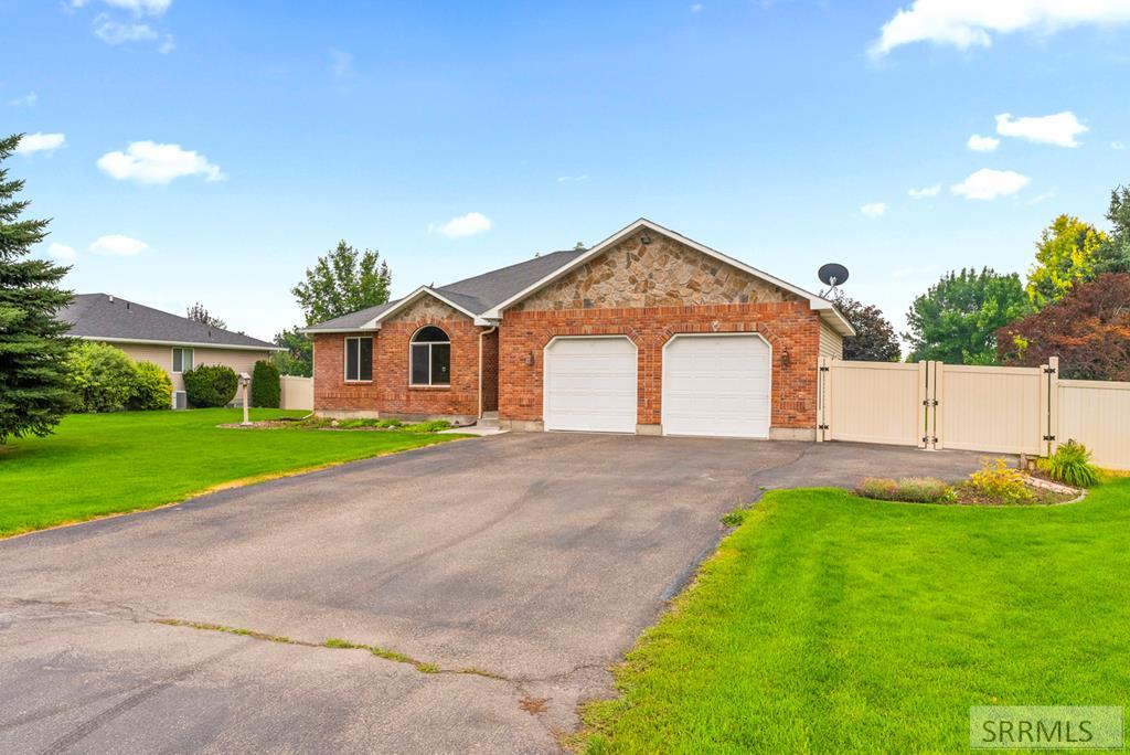 1010 Rimrock Canyon Road