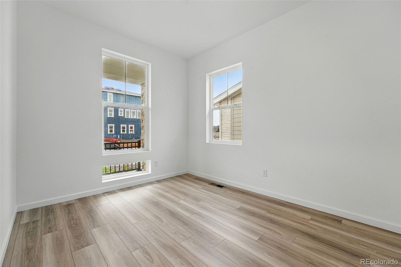 8840 Whiteclover Street
