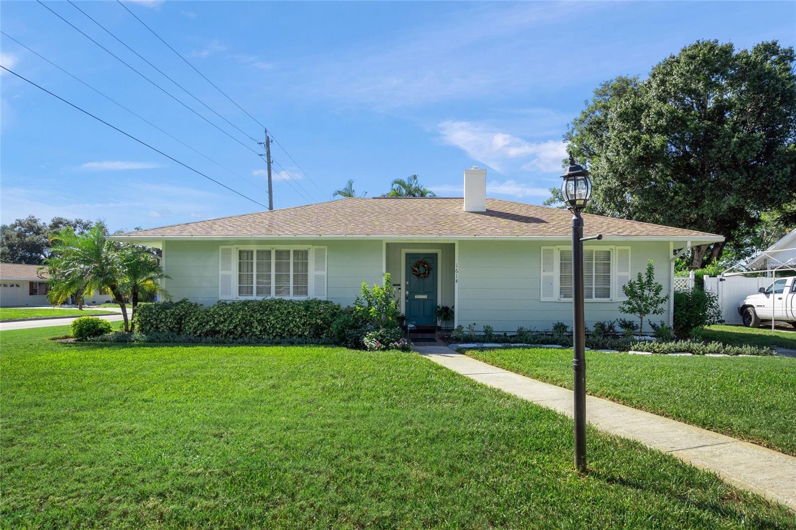 1614 30th Street W