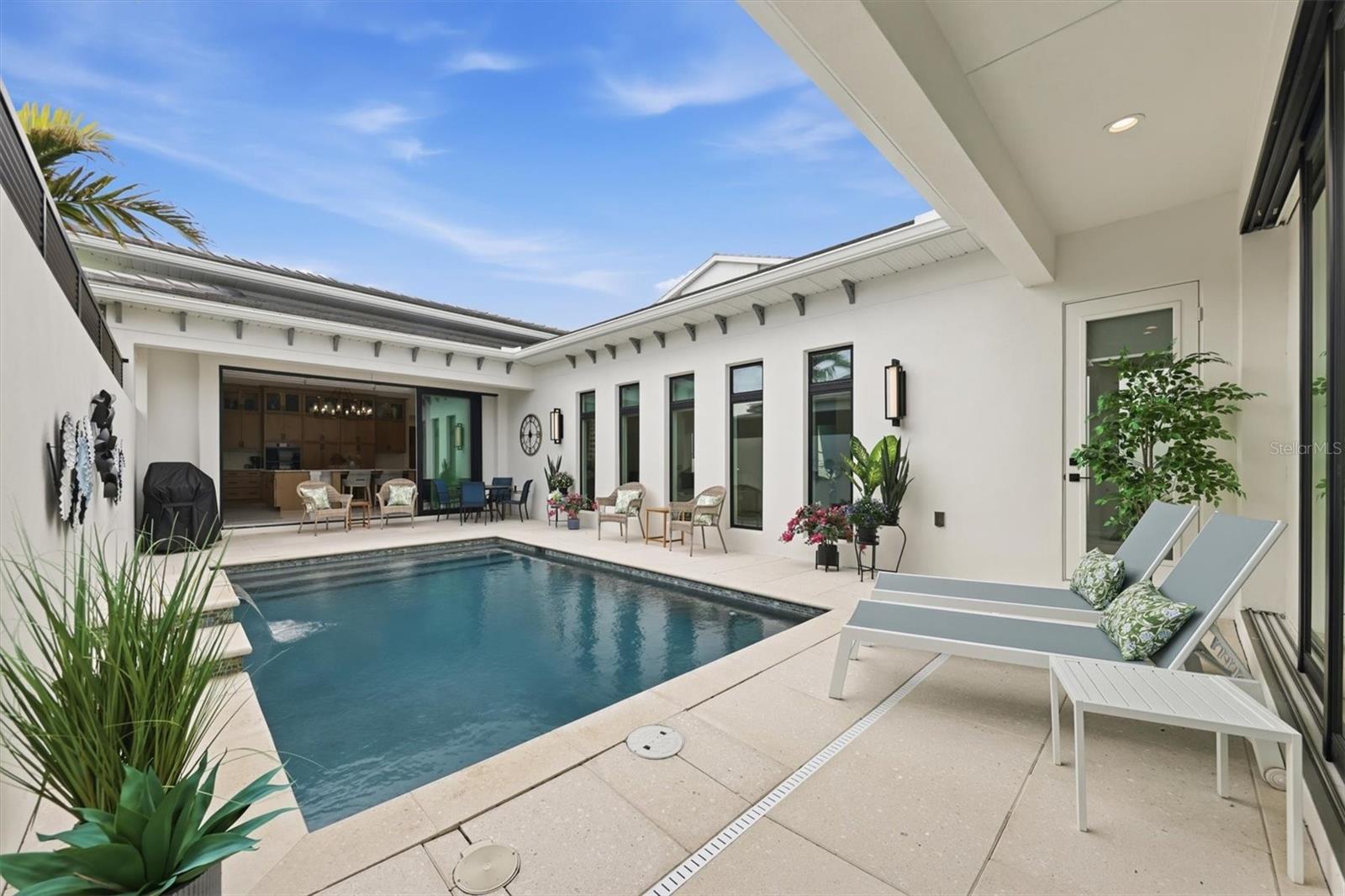 5931 Cat Claw Lane