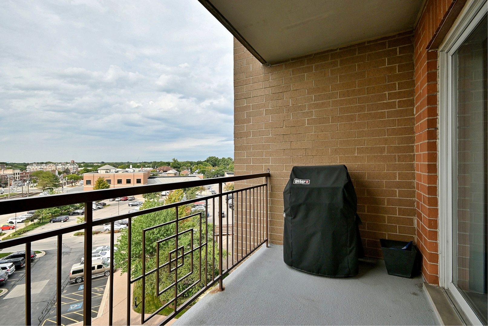 1 N Beacon Place 601