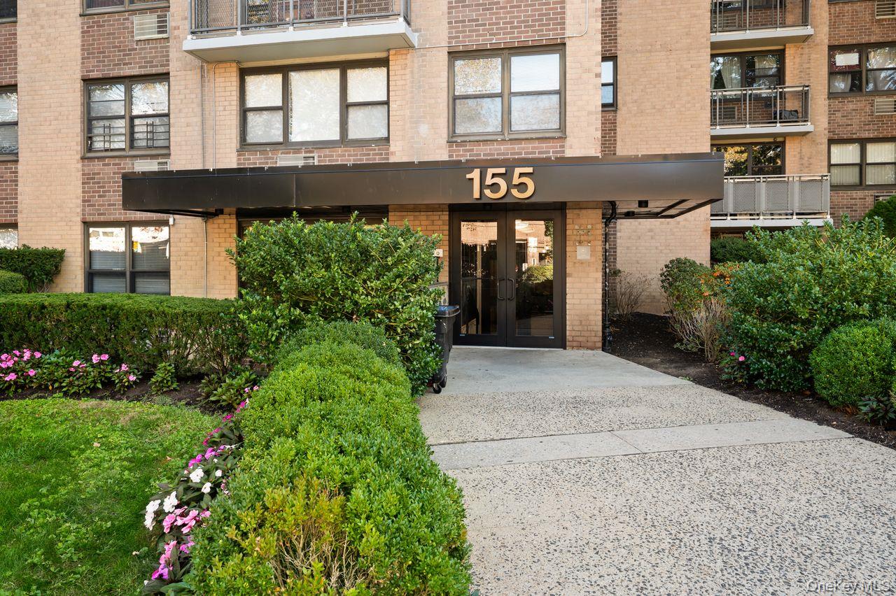 155 Ferris Avenue 4 E