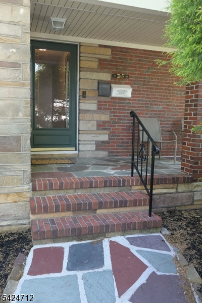 866 Madison Ave