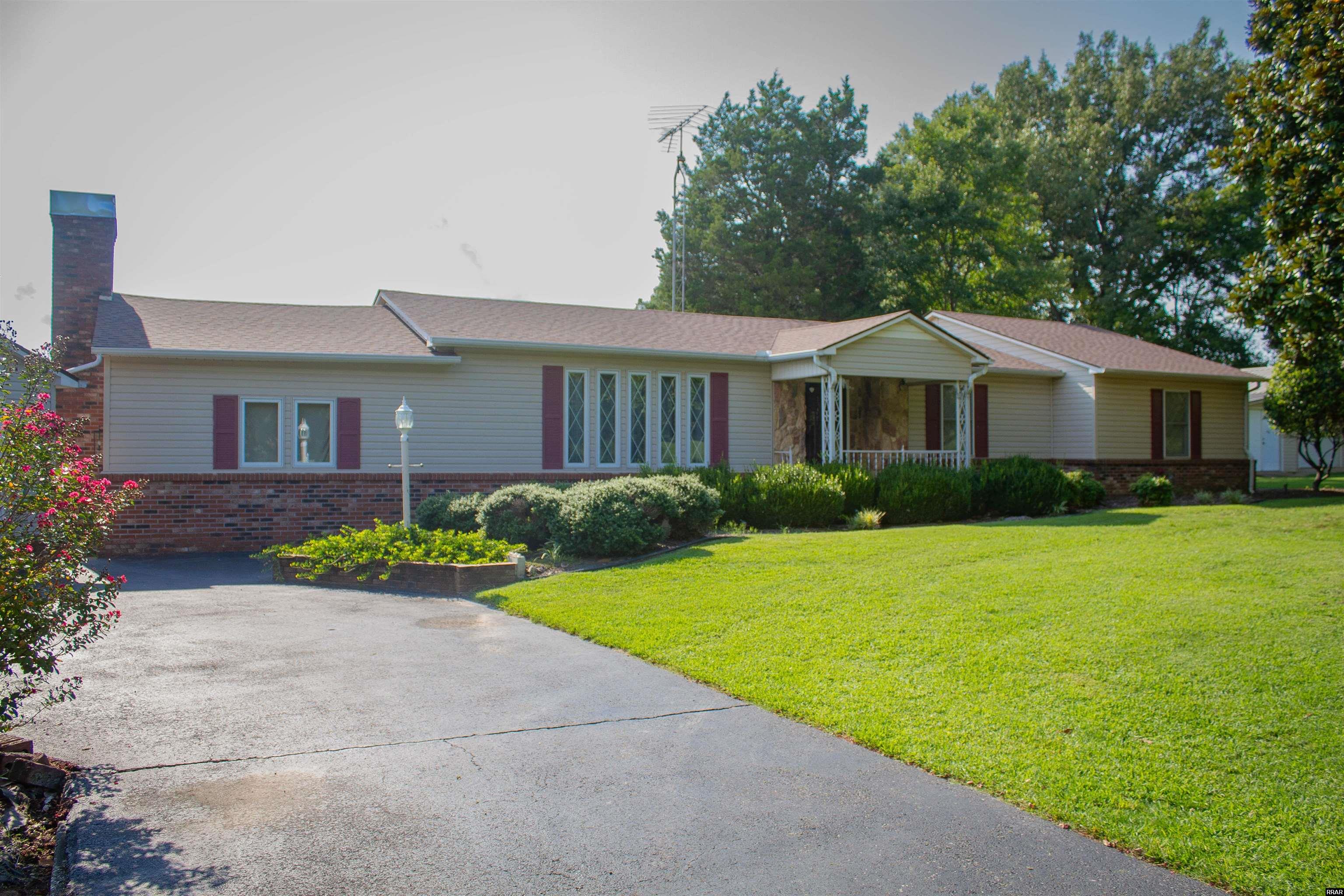 1190 Cypress Creek Rd