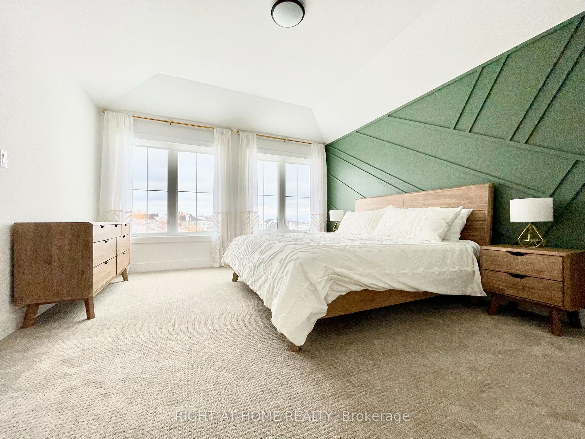 114 Black Willow Cres