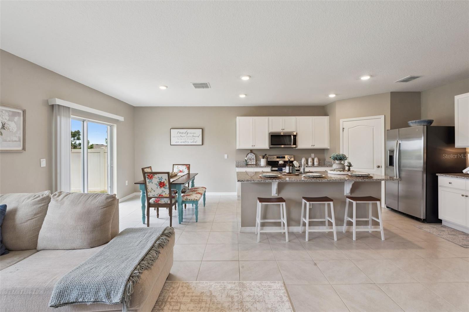 1716 Buckeye Rd Road