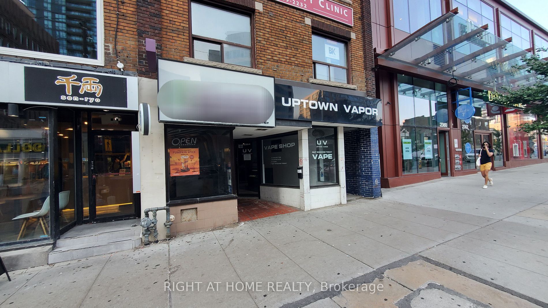 2354 Yonge St Ms