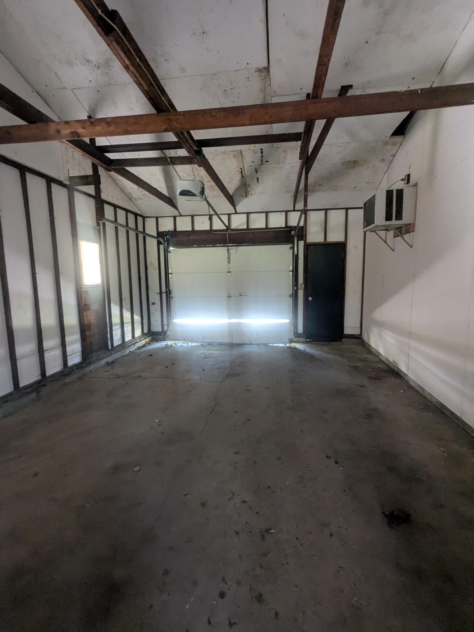 518 Sunrise Avenue