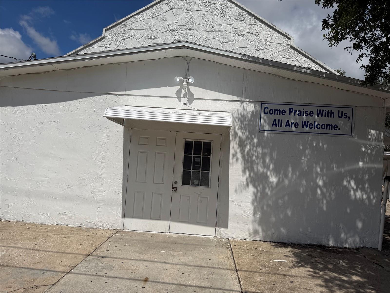 1608 Egenesee St, Tampa, FL