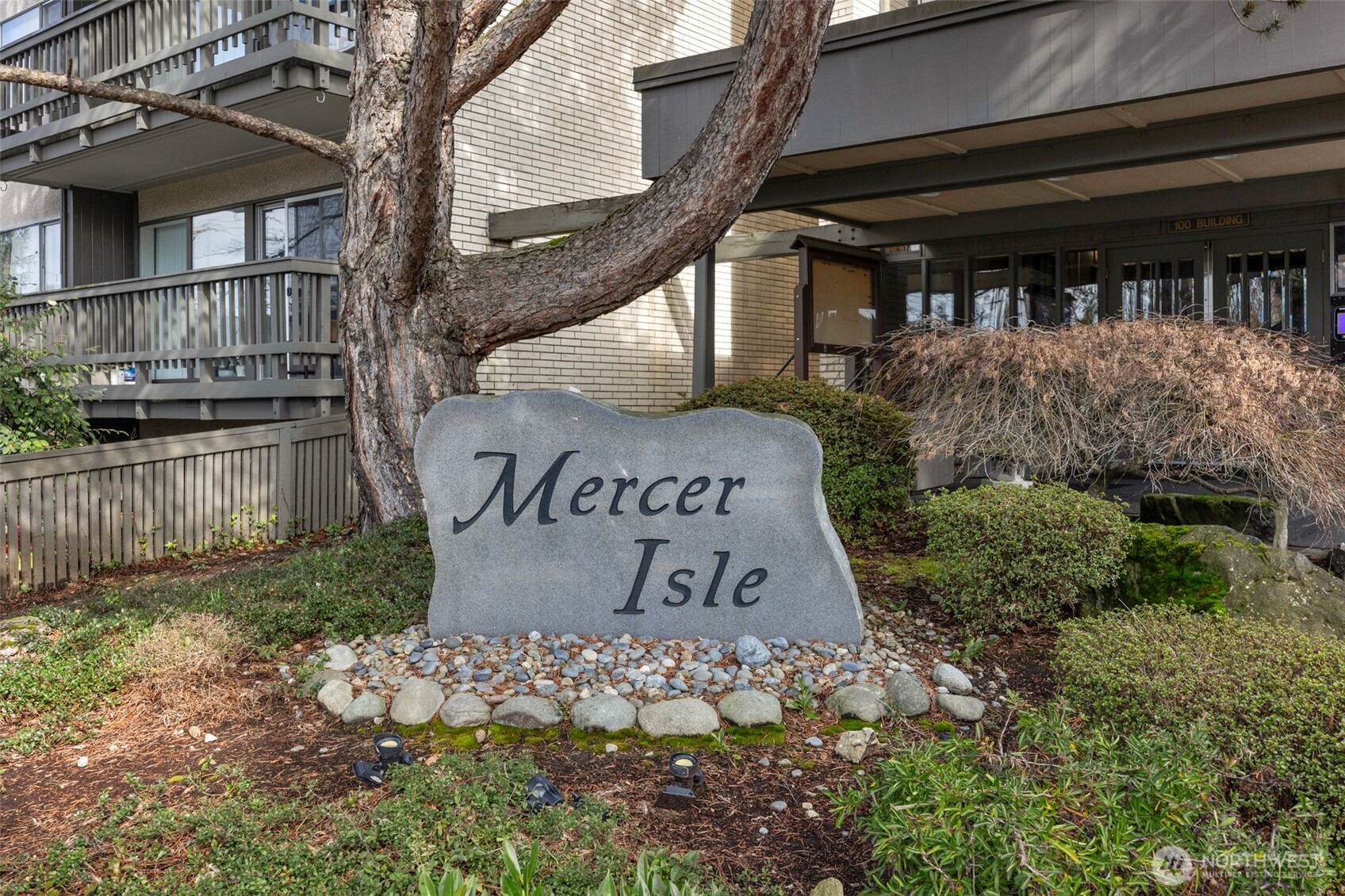 LOCATION, LOCATION, LOCATION    Centrally located in the heart of Mercer Island (MI), this beautifully updated residence offers the ultimate convenience and lifestyle. Situated directly across from the future light rail station and steps to Luther Burbank Park, the MI Community Center, downtown Mercer Island, and scenic waterfront trails, this residence delivers unmatched accessibility.    Rare features include no rental cap, rare covered assigned parking near the entrance, and a large onsite storage unit (#14).  Amenities include elevator and a conference club room (currently under renovation).     Inside this residence, enjoy a fully remodeled interior with a designer kitchen featuring a farmhouse sink, tastefully updated bathroom, new lightings, a fireplace, large screen doors, new closets and custom closet organizers. It also offers a private in-unit washer/dryer and air conditioning for year-round comfort.    Bright, open living spaces flow seamlessly to an expansive 90-foot veranda with serene, unobstructed western exposure—perfect for sunset views and alfresco dining.    Located in a top-rated school district with quick access to both Bellevue and Seattle, plus direct connectivity to regional walking and cycling trails, this is Mercer Island living at its finest.    No rental cap provides unlimited options for owners at the most central location on the island.    MUST SEE.    Offers, if any, due by Tuesday, March 31st at 10AM.