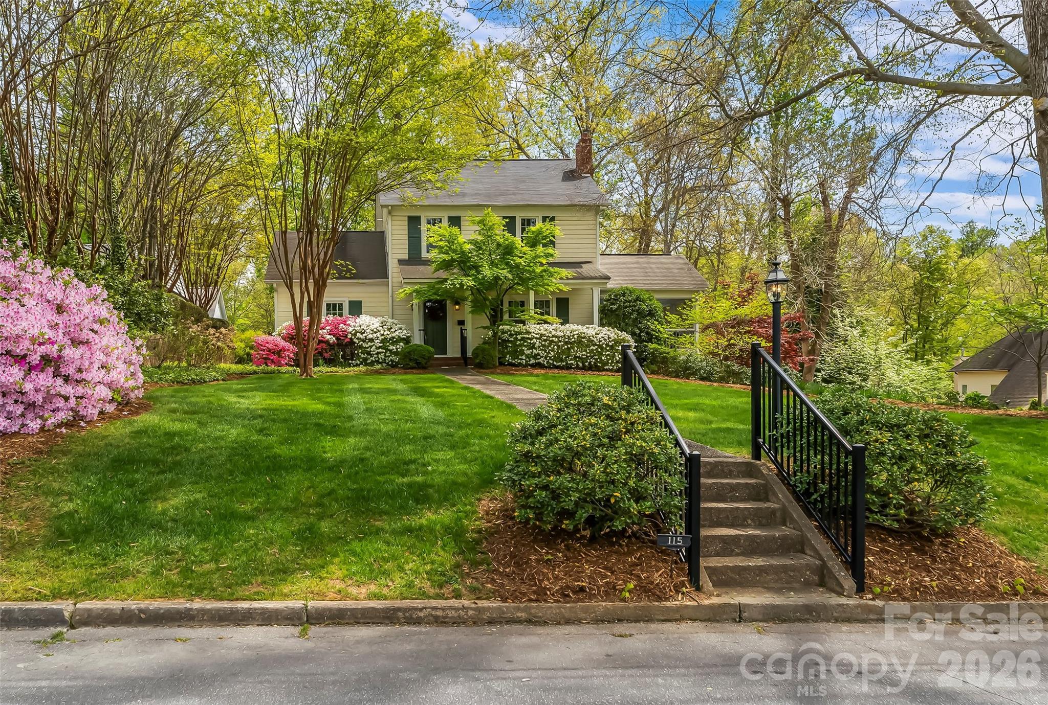 115 Riverside Court