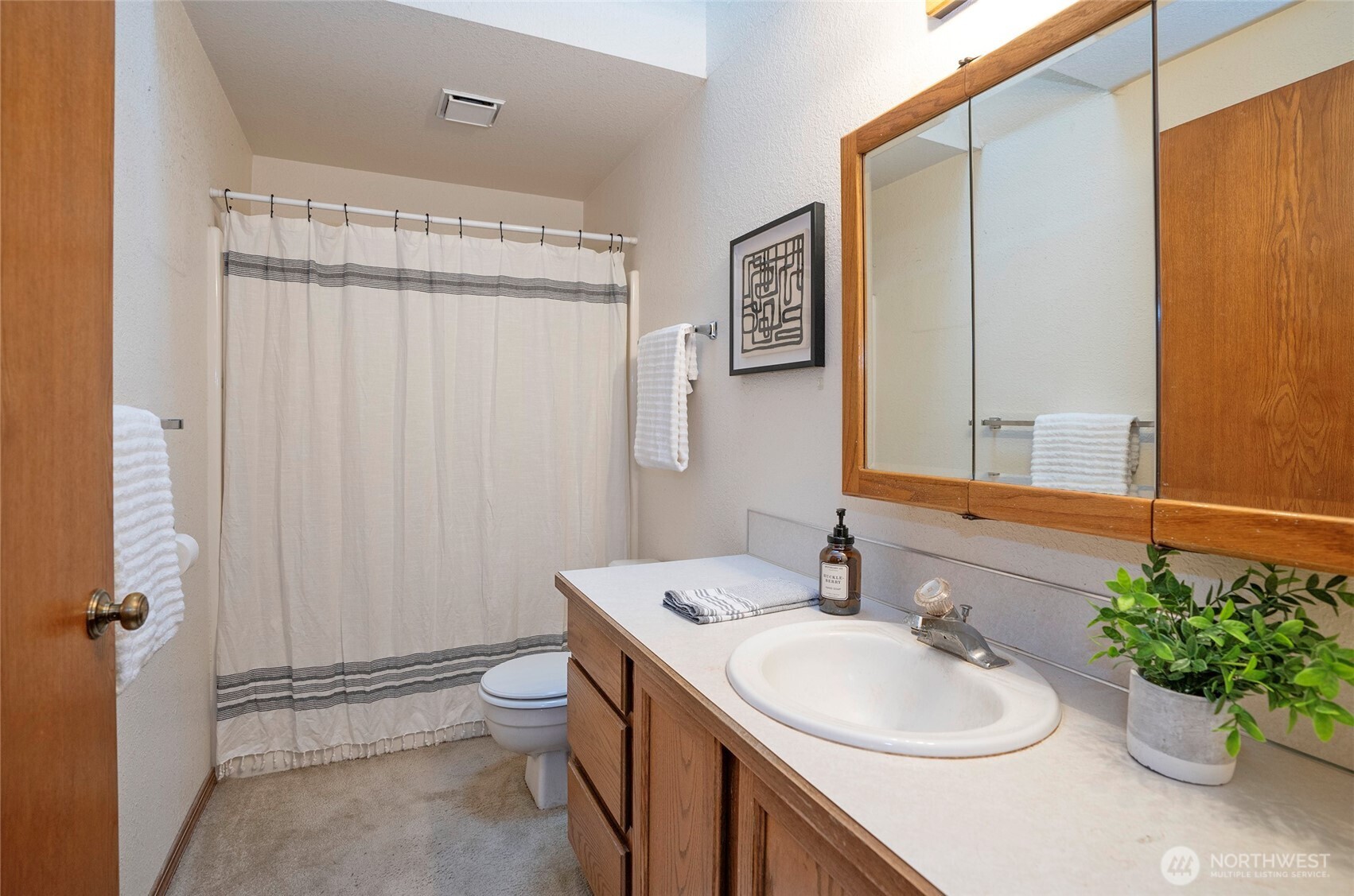 5933 Cotton Drive SE