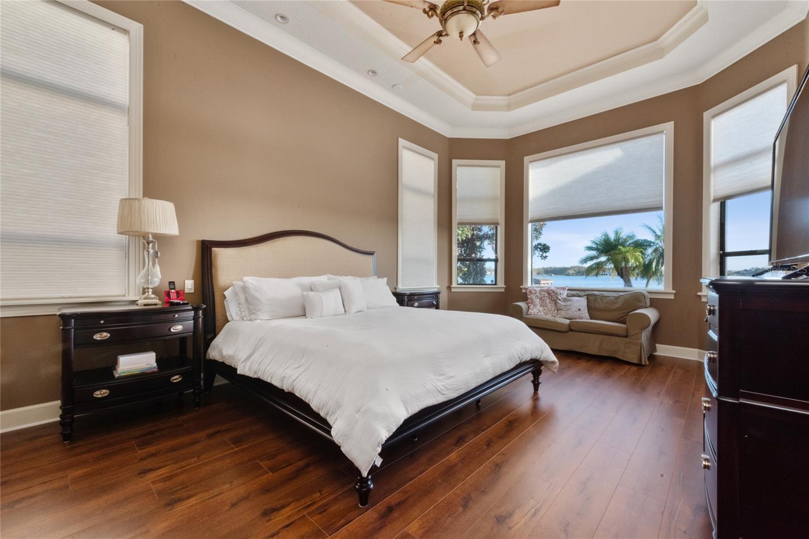 14616 Avenue Of The Rushes