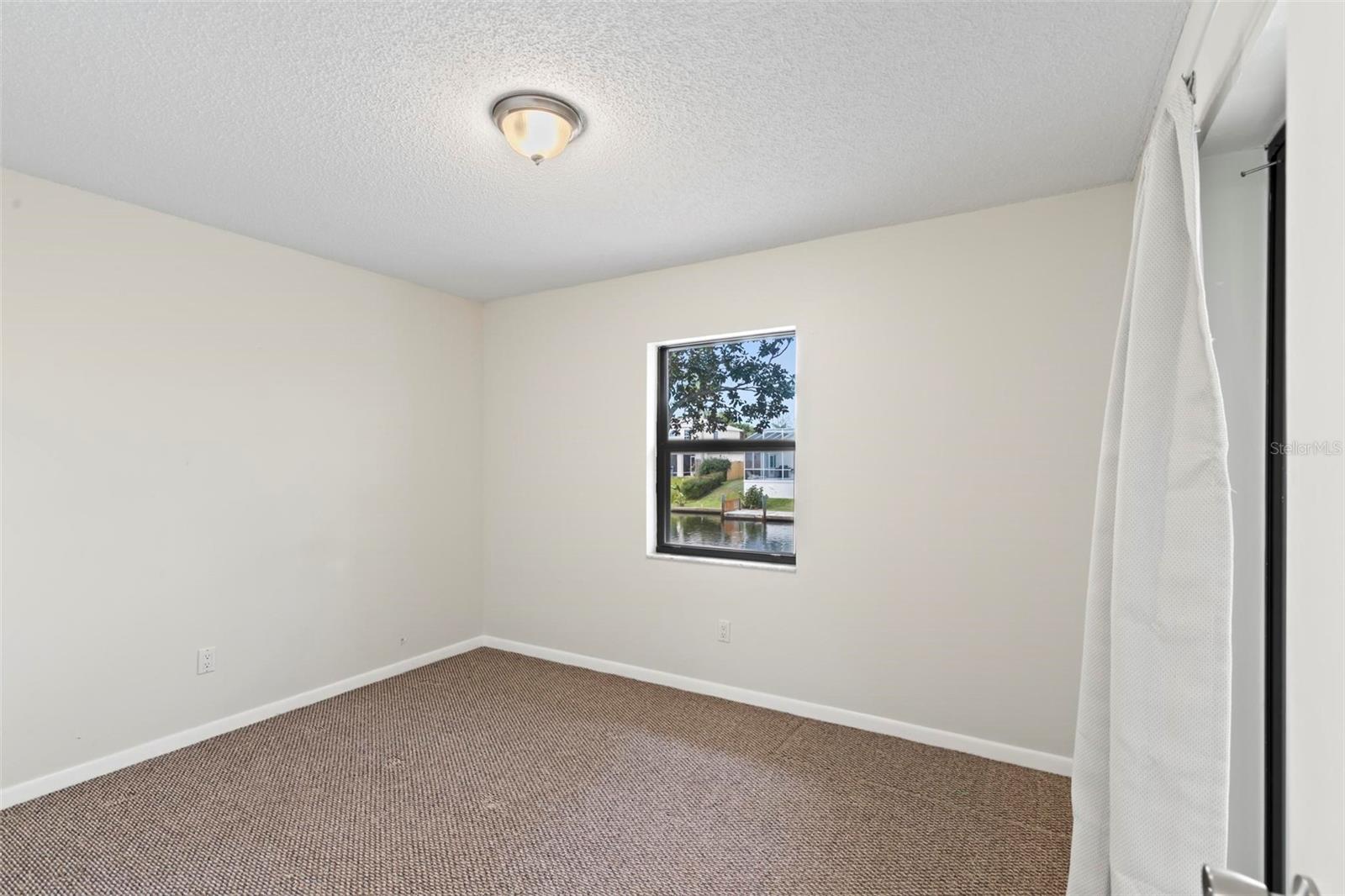 19 Cedar Hollow Court