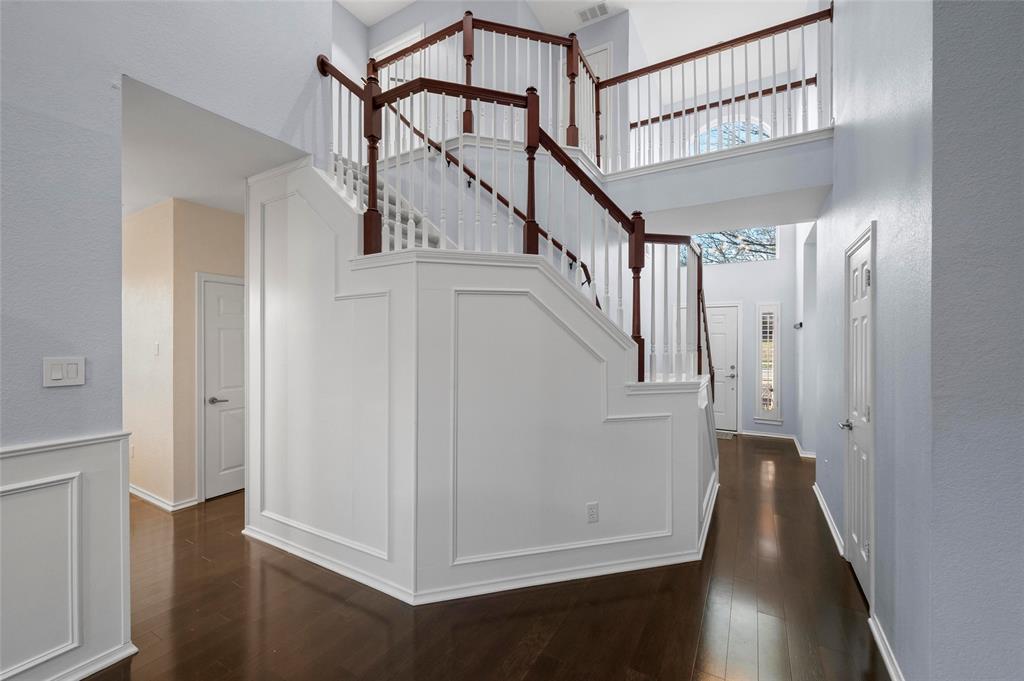 1819 Sandalwood Lane