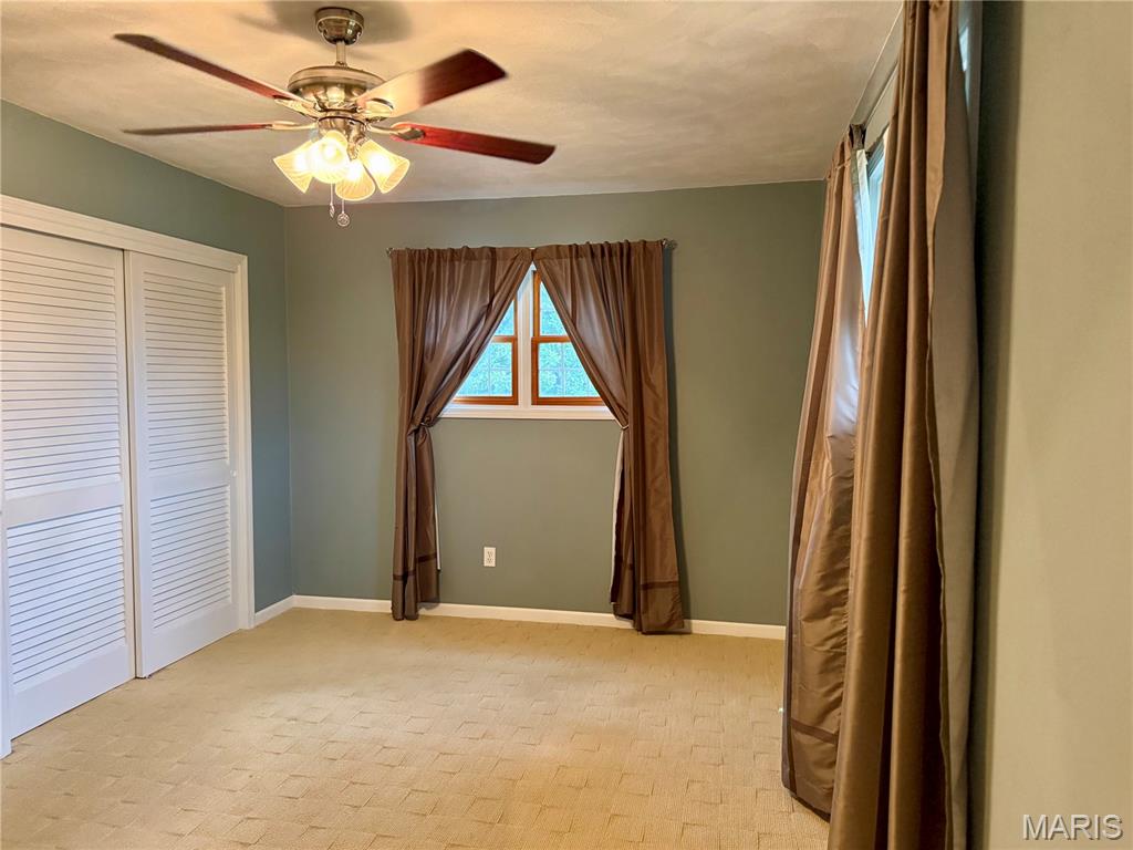25 Coachlight Drive