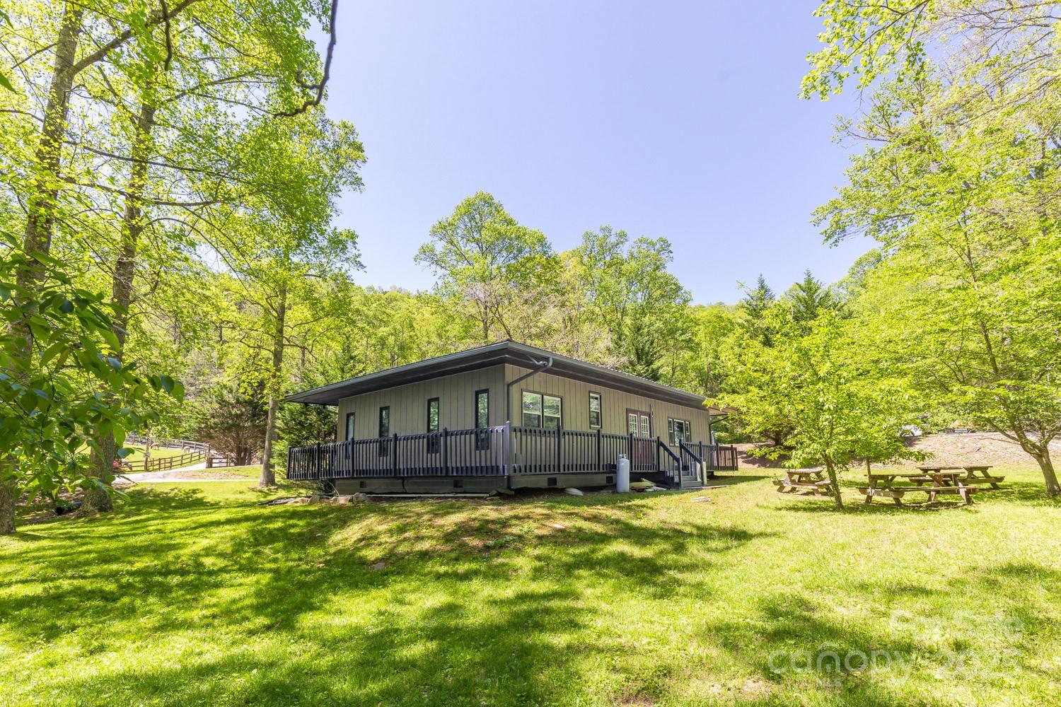 99999 Fairview Forest Drive