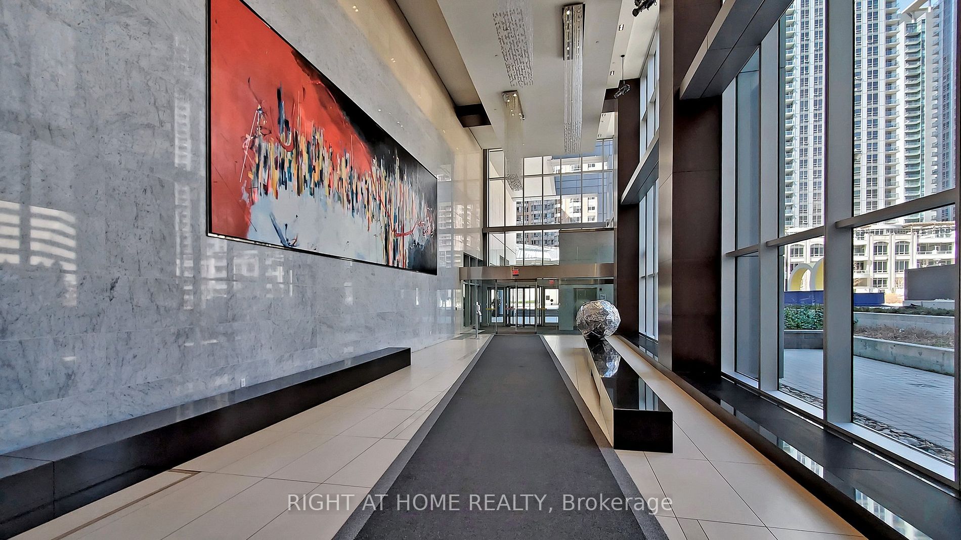 388 Yonge St 7405 B