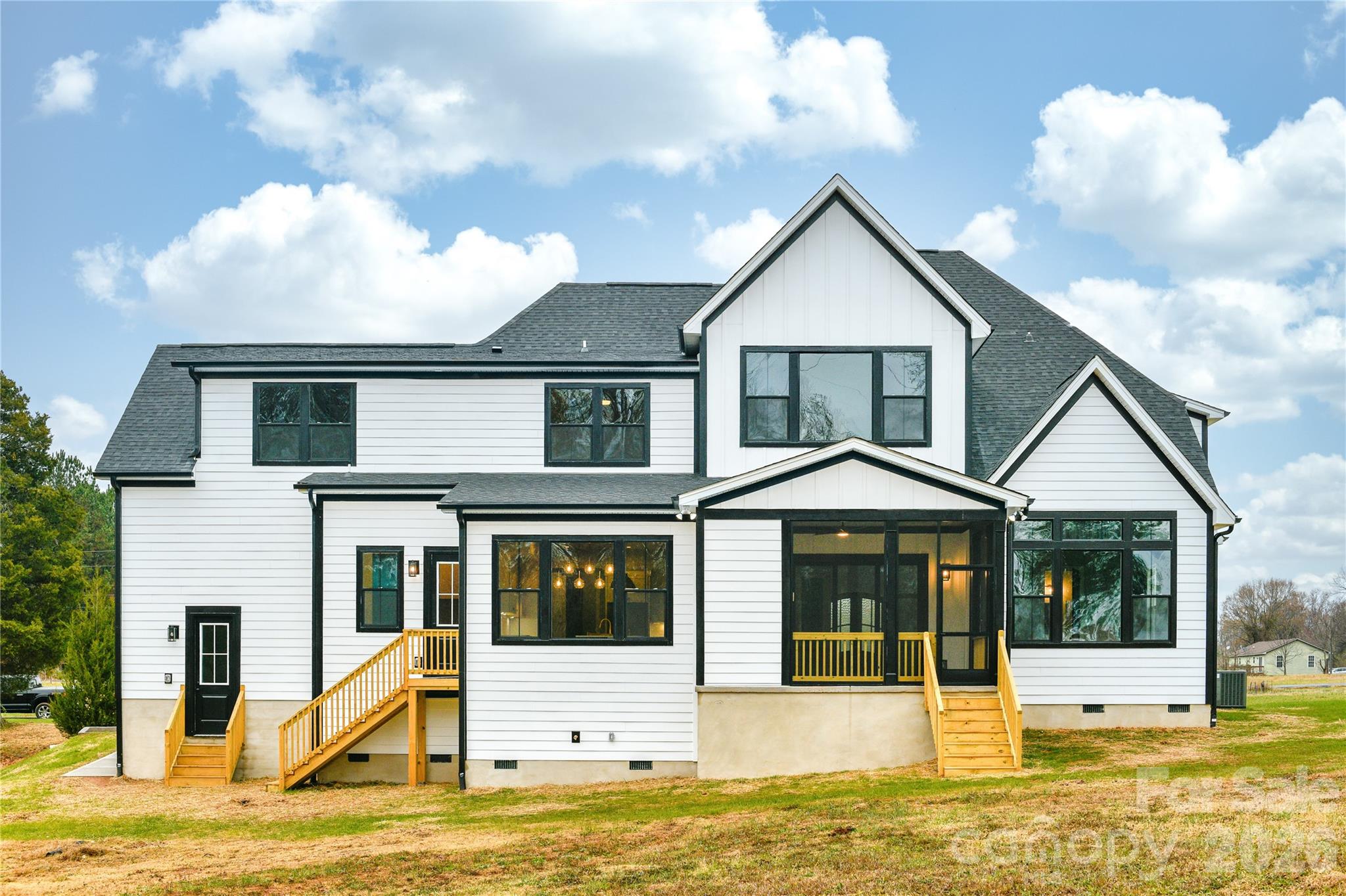 3874 Hickory Highway