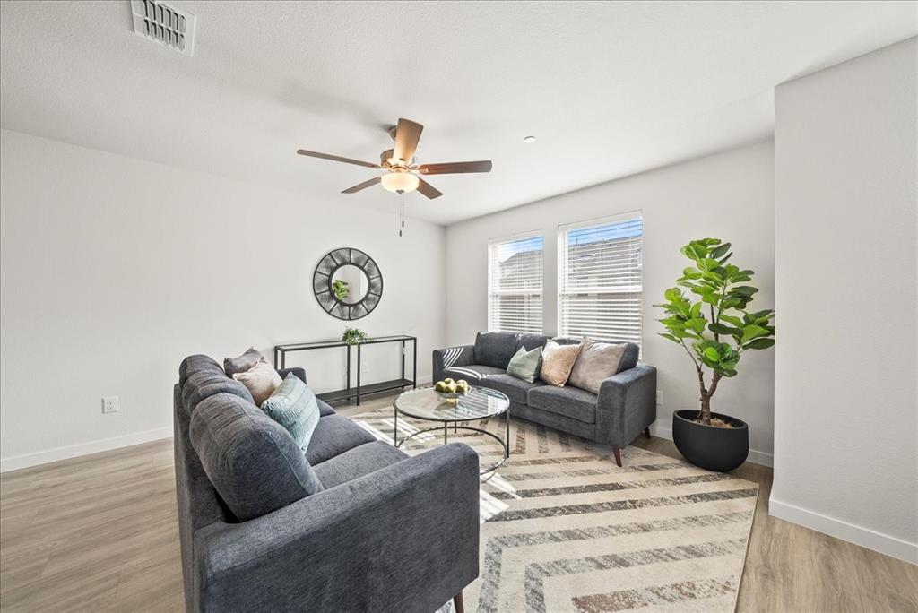 3039 Tenor Way