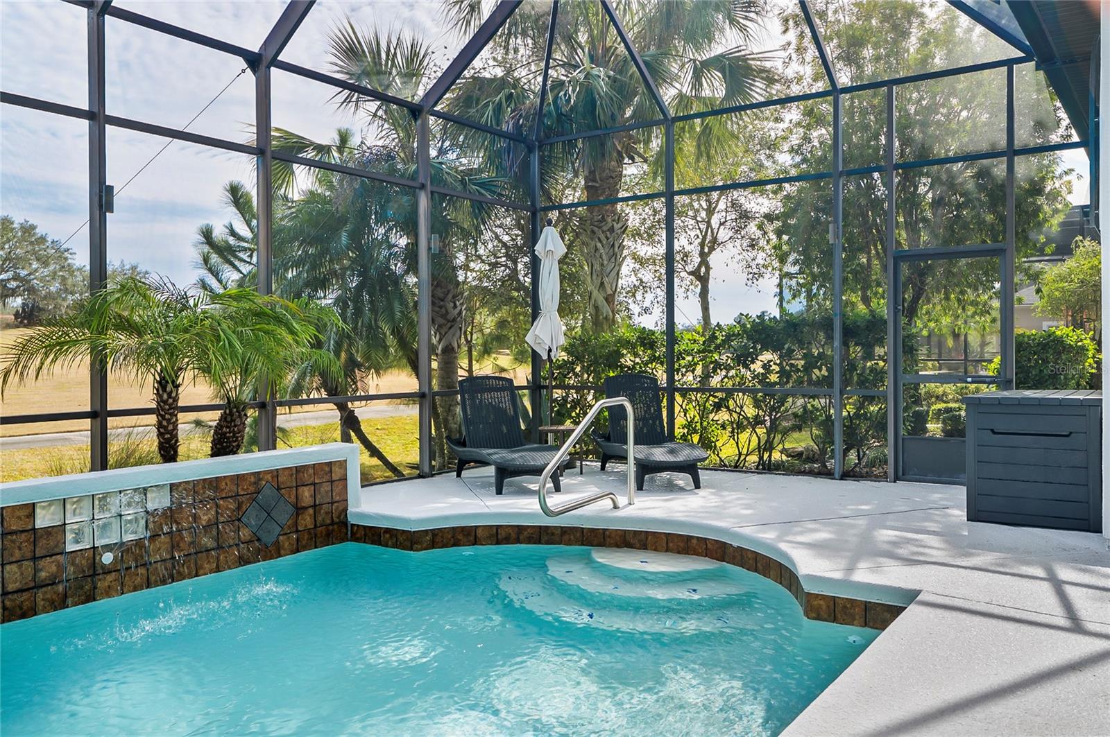 15 S Waterview Drive