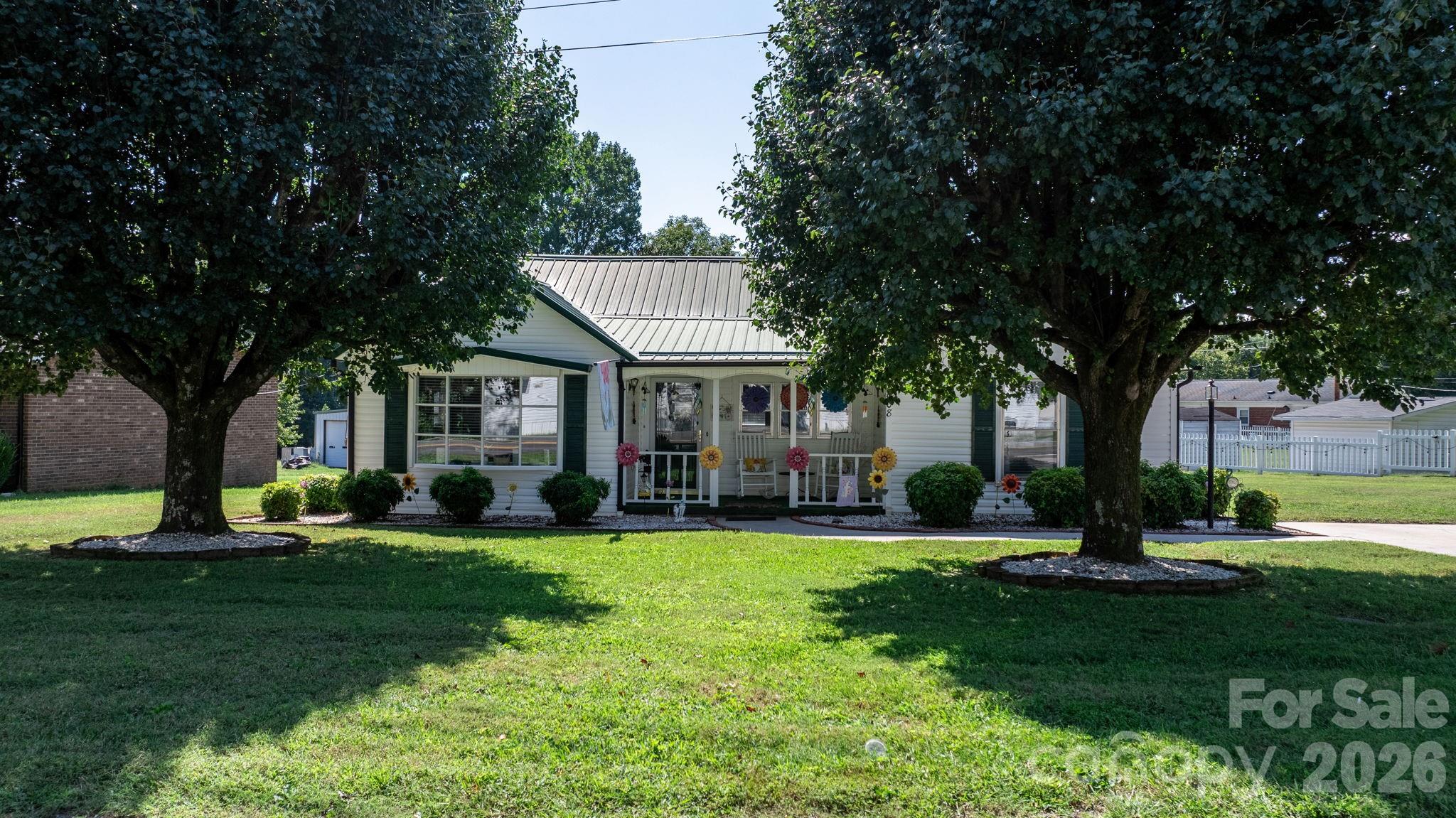 2008 Walt Arney Road