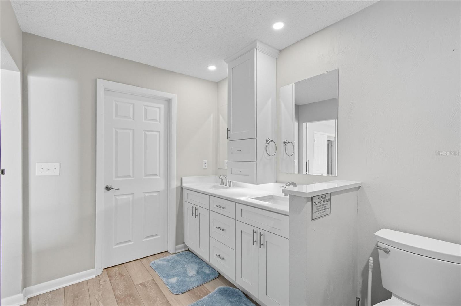 53 Cochise Court