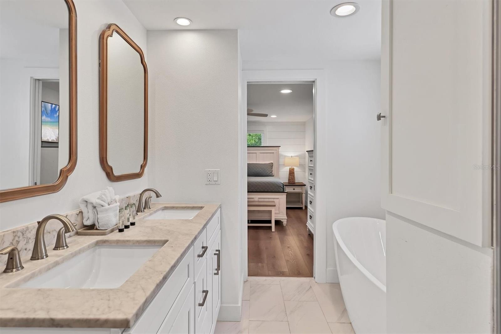 270 Gladiolus Street