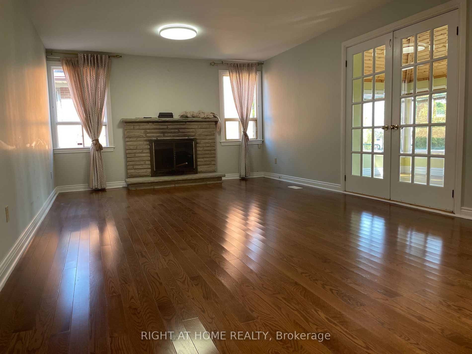 15 Bunker Rd