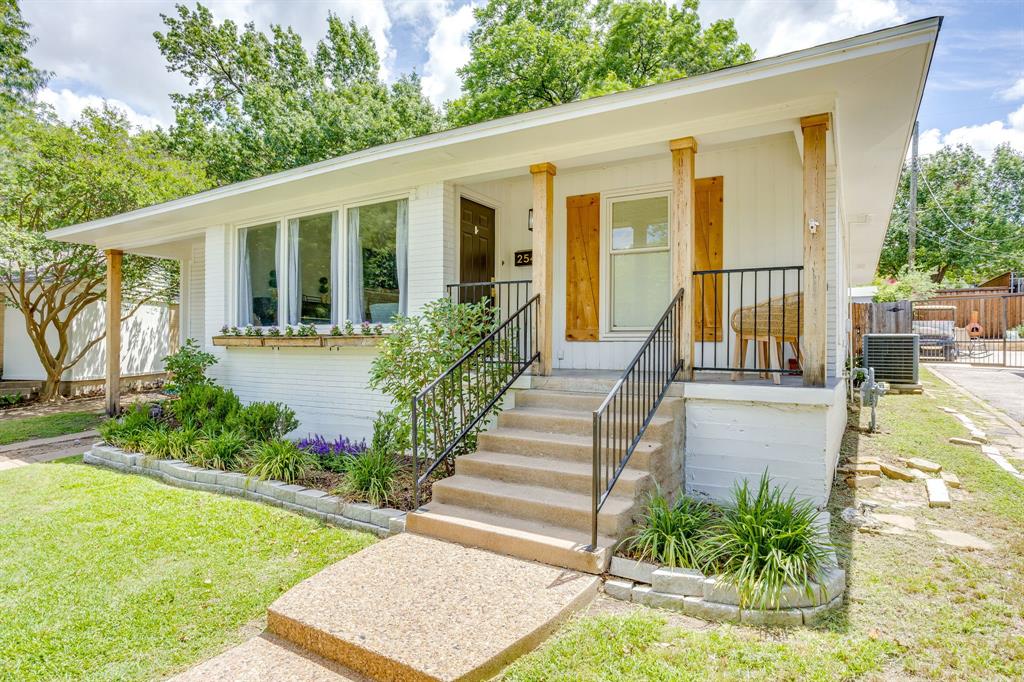 Located on a family oriented quiet cul-de-sac this fully updated home is nestled between Colonial Country Club and Amon G Carter Stadium. The open concept floor plan is highlighted by the original hardwood floors that have been refinished. The Kitchen has all new cabinets, beautiful quartz countertops and an oversized eat in island with added storage. Relax in the primary bathroom that boasts beautiful tile floors, a double vanity, and large free standing tub.