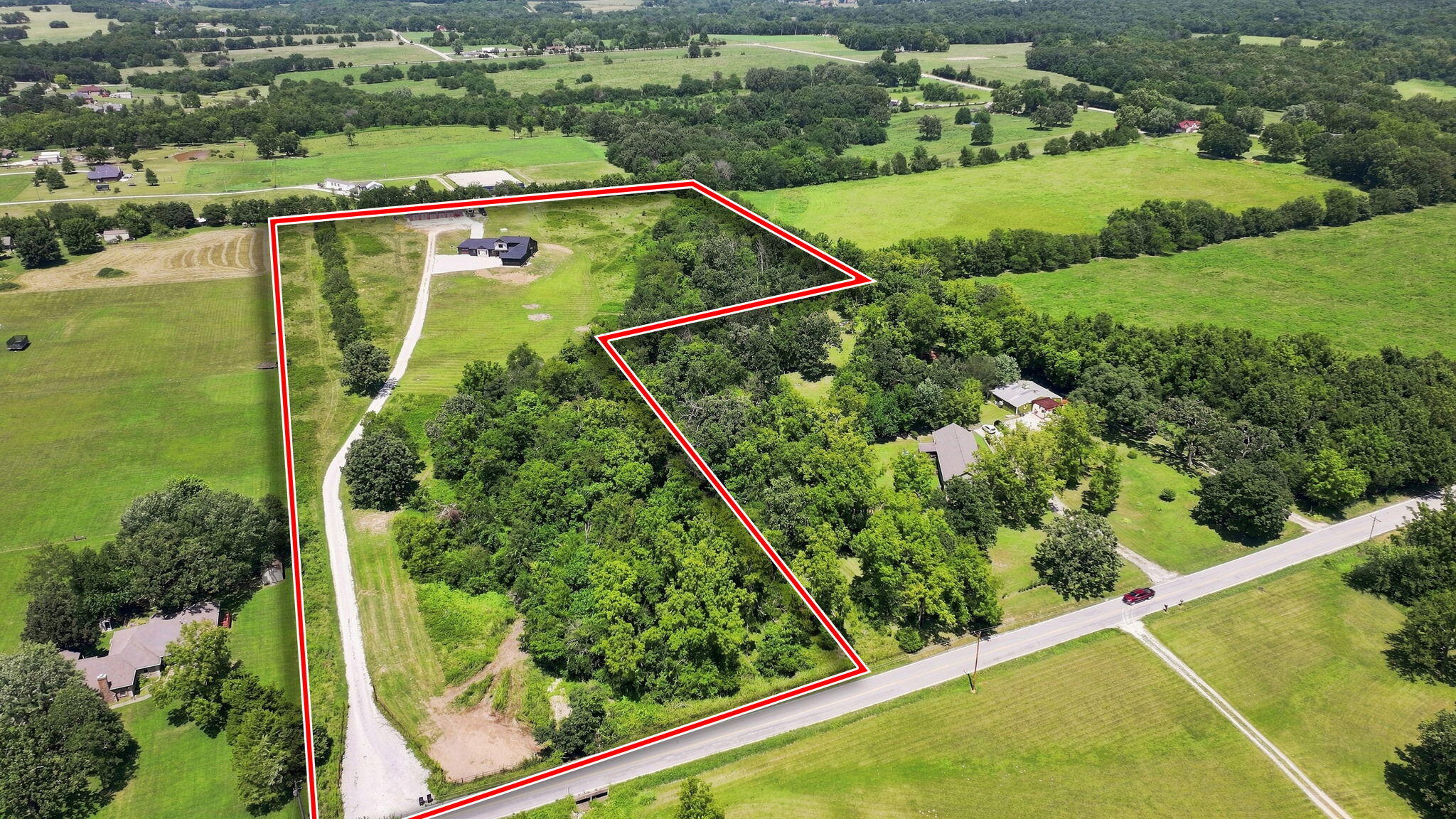 8199 W Farm Road 106