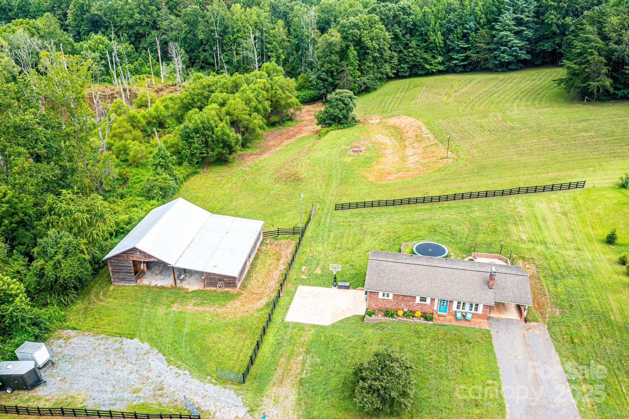 1870 Guildwood Place SE