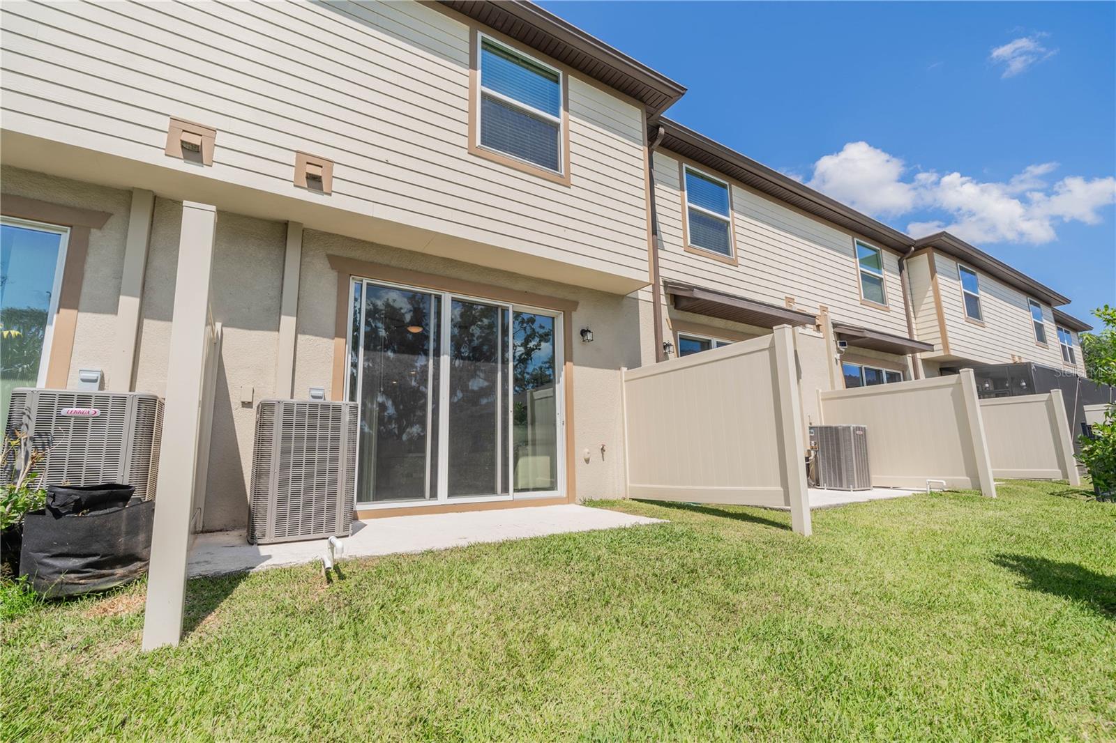 5029 Blue Latan Lane