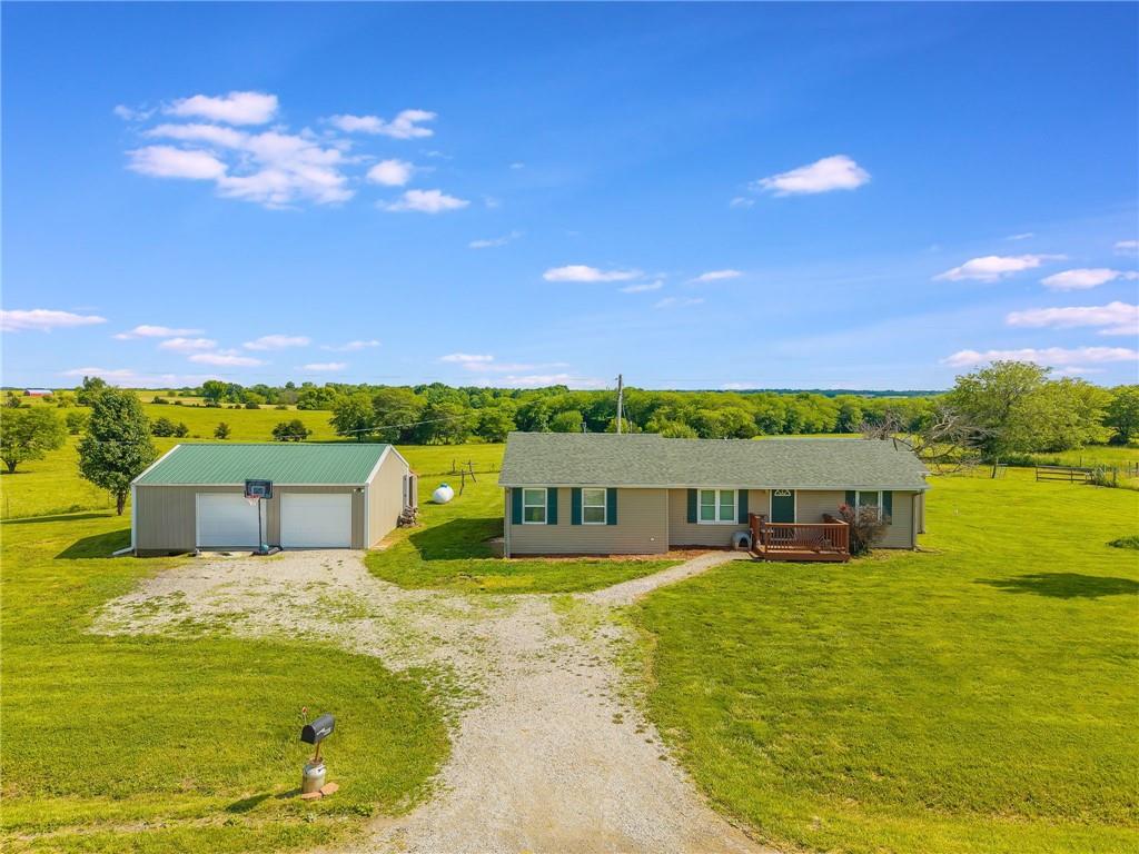 7226 E State Route F Highway