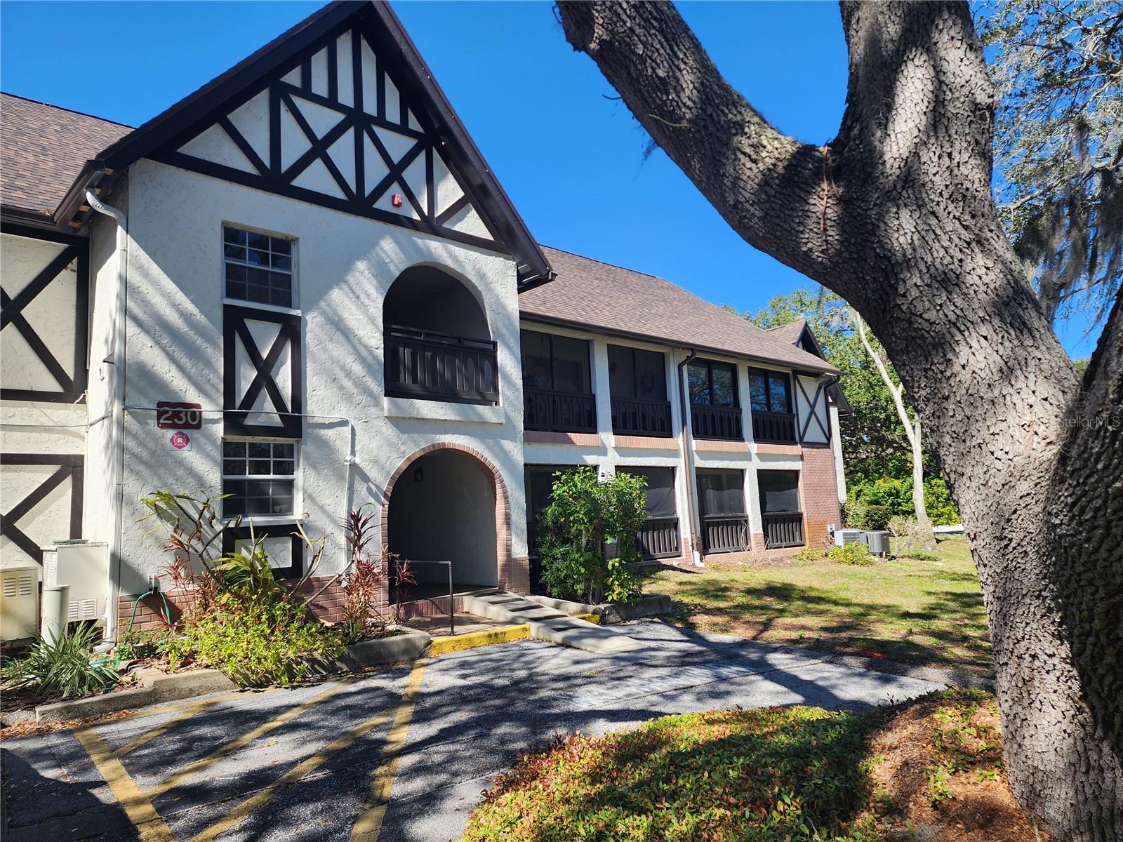 230 N Bayshore Boulevard 207
